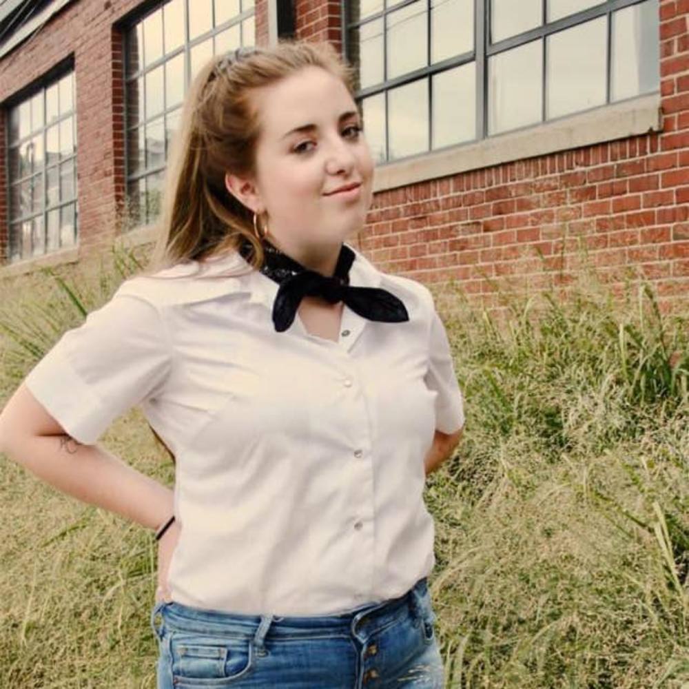 Meet your Posher, Hannah